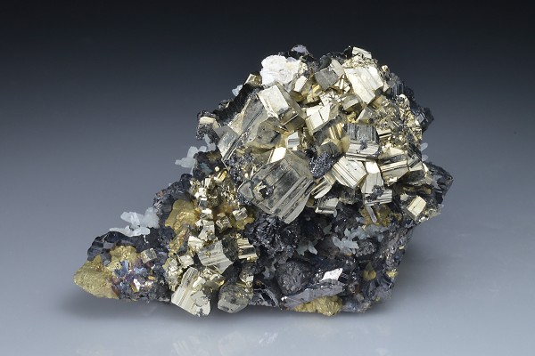 Pyrite, Sphalerite, Chalcopyrite, Quartz