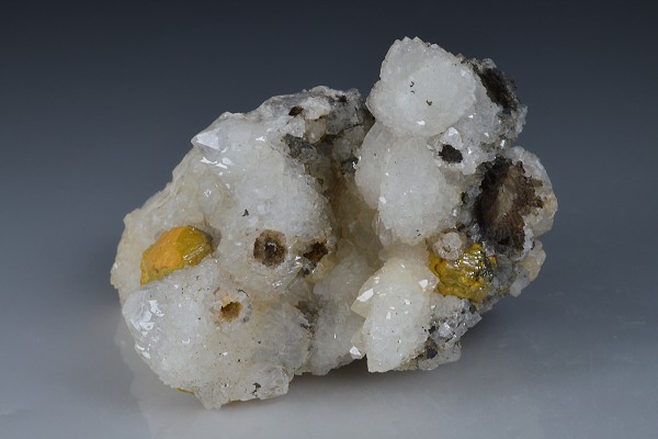 Campylite on Quartz