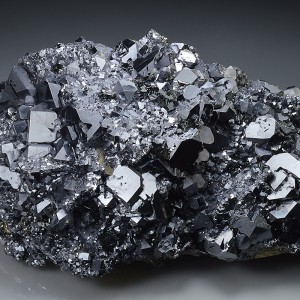 Twinned and truncated Galena, Sphalerite, Calcite