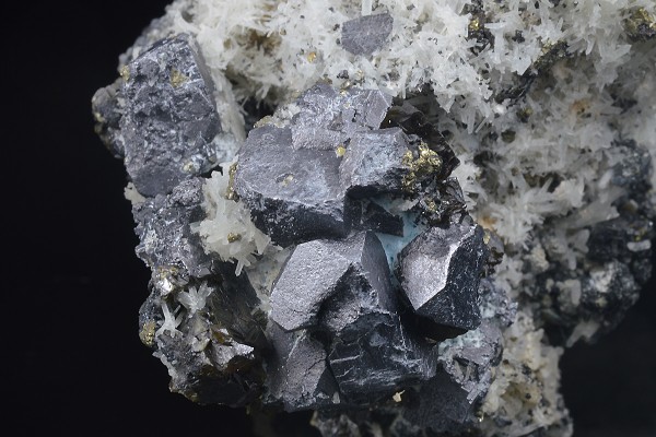 Quartz, Galena, Chalcopyrite, Pyrite, Sphalerite