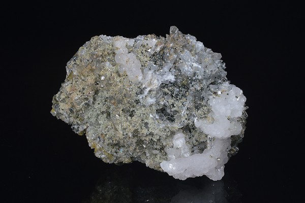 Quartz, Calcite, Sphalerite, Chlorite