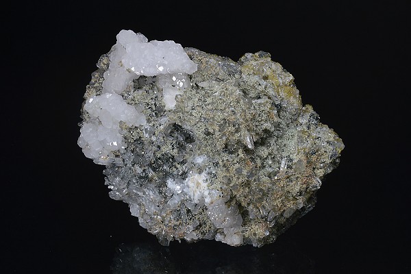 Quartz, Calcite, Sphalerite, Chlorite