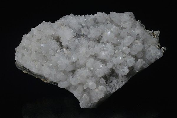 Quartz with growth phantoms, Pyrite