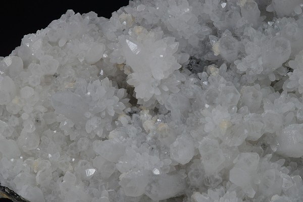 Quartz with growth phantoms, Pyrite