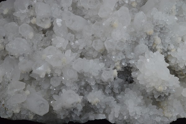 Quartz with growth phantoms, Pyrite