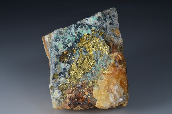 Chalcopyrite, Linarite