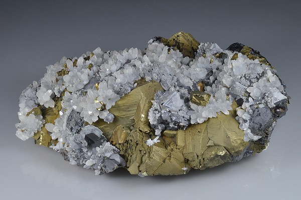Chalcopyrite, Quartz, Sphalerite