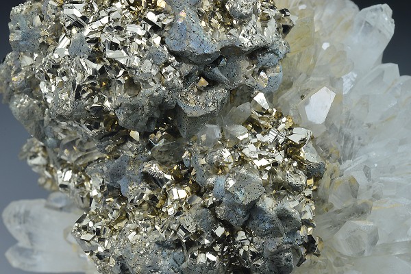 Pyrite, Quartz, Chalcopyrite