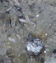 Spinel law twin Galena on Quartz, Calcite