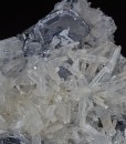 Spinel law twin Galena on Quartz, Calcite