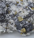 Chalcopyrite and Sphalerite on Quartz
