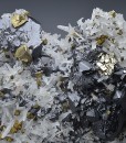 Chalcopyrite and Sphalerite on Quartz