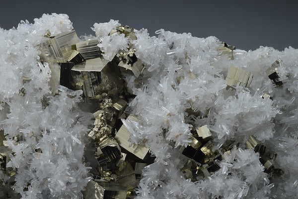 Pyrite, Quartz