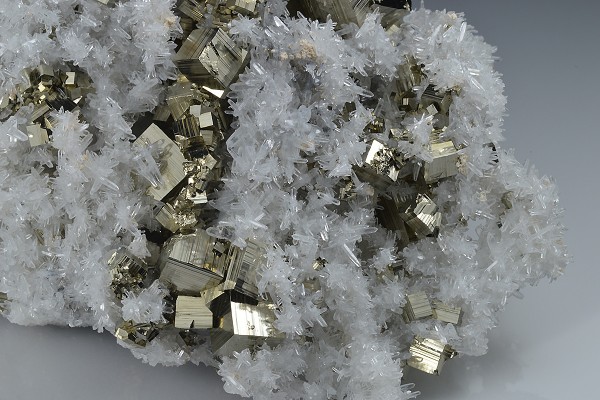 Pyrite, Quartz