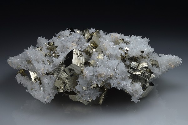 Pyrite, Quartz