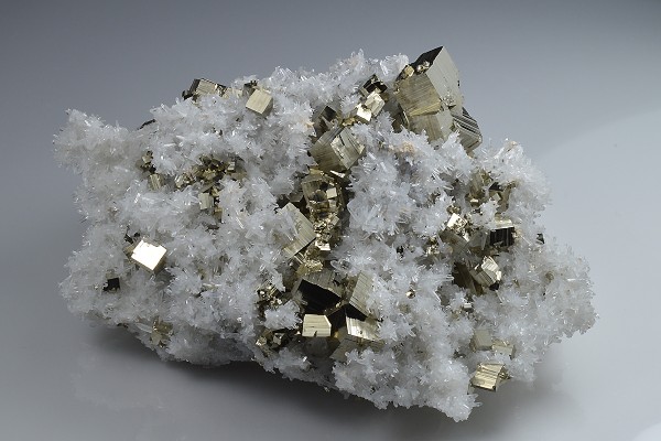 Pyrite, Quartz