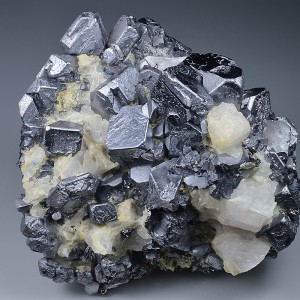 Spinel law twin Galena, Calcite, Sphalerite