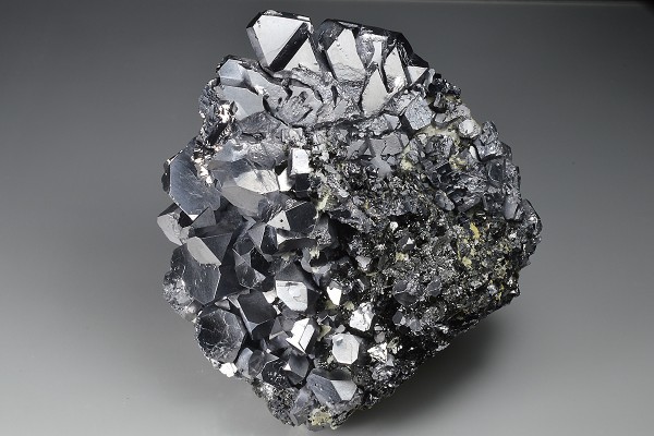 Spinel law twin Galena, Calcite, Sphalerite
