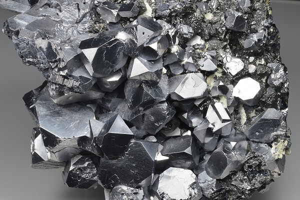 Spinel law twin Galena, Calcite, Sphalerite