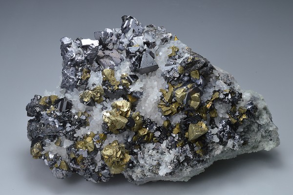 Skeletal Galena, Chalcopyrite, Sphalerite, Quartz