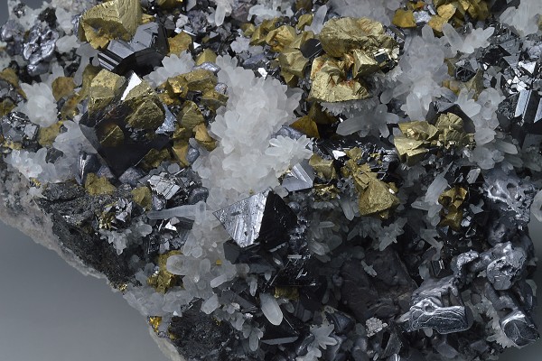 Skeletal Galena, Chalcopyrite, Sphalerite, Quartz
