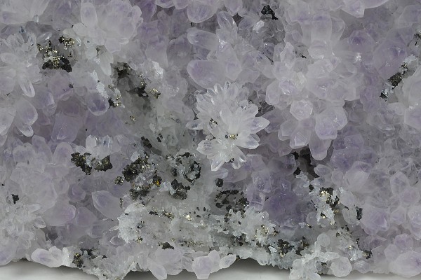 Quartz var.Amethyst, Pyrite, Sphalerite