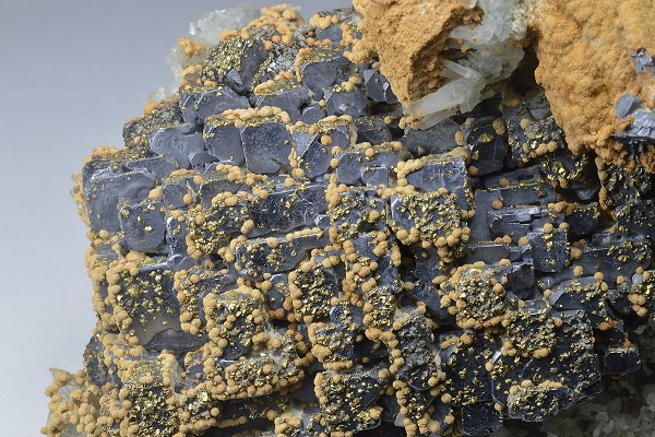 Skeletal Galena, Chalcopyrite, Quartz, Dolomite, Calcite
