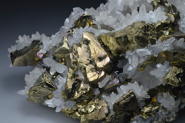 Chalcopyrite, Quartz, Pyrite