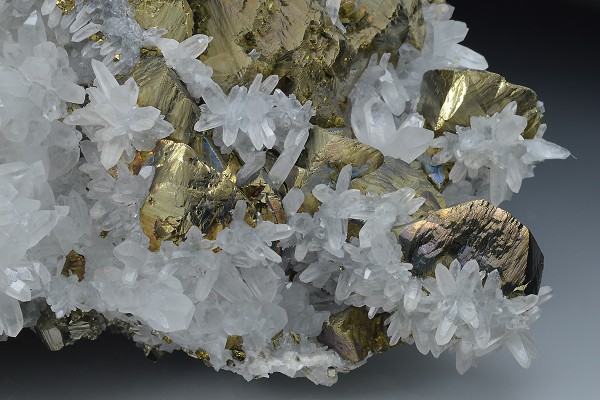 Chalcopyrite, Quartz, Pyrite