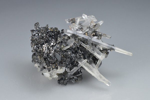 Bi-terminated Quartz, Sphalerite