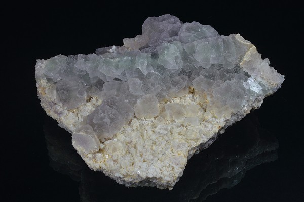 Fluorite on host rock