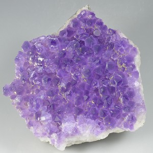 Quartz var.Amethyst, Pyrite