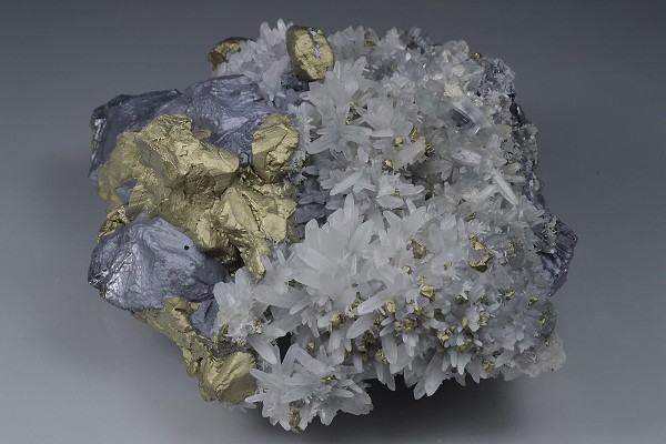 Chalcopyrite, Galena, Quartz