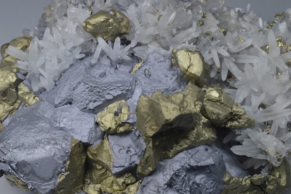 Chalcopyrite, Galena, Quartz