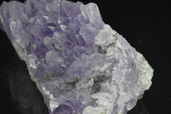 Quartz var.Amethyst, Pyrite