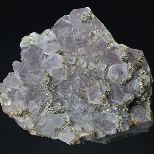 Quartz var.Amethyst, Pyrite