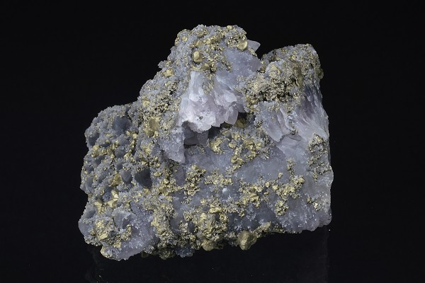 Quartz var.Amethyst, Chalcopyrite