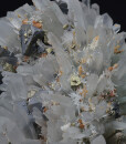 Cleiophane on Quartz, Chalcopyrite, Calcite