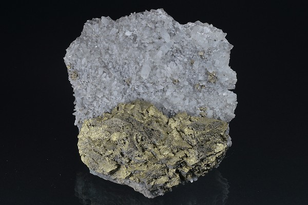 Chalcopyrite on Quartz