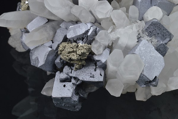 Galena and Chalcopyrite on Quartz, Sphalerite
