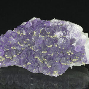 Quartz var.Amethyst, Chalcopyrite