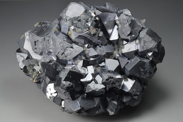 Truncated Galena, Quartz, Sphalerite, Chalcopyrite, Pyrite