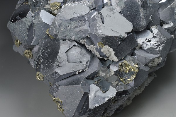Truncated Galena, Quartz, Sphalerite, Chalcopyrite, Pyrite