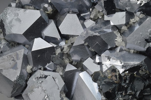 Truncated Galena, Quartz, Sphalerite, Chalcopyrite, Pyrite