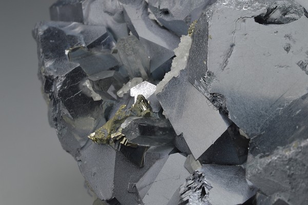 Truncated Galena, Quartz, Sphalerite, Chalcopyrite, Pyrite