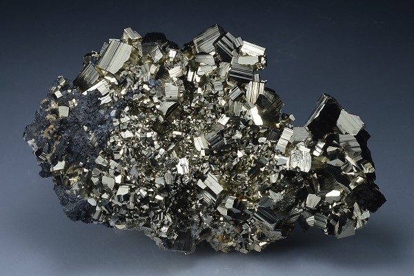 Pyrite, Sphalerite, Quartz, Chalcopyrite