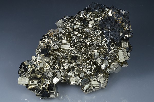 Pyrite, Sphalerite, Quartz, Chalcopyrite