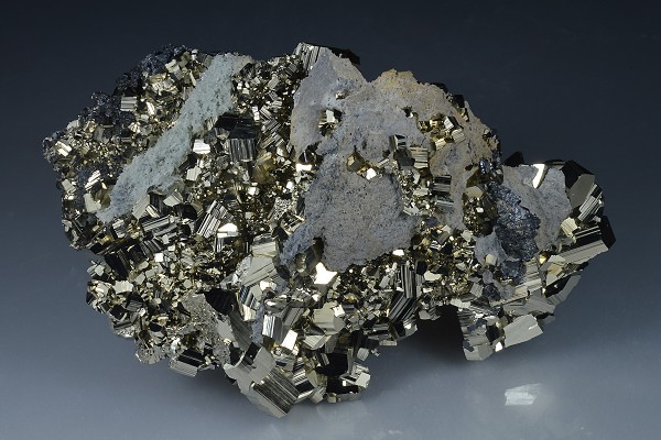 Pyrite, Sphalerite, Quartz, Chalcopyrite