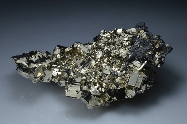 Pyrite, Sphalerite, Quartz, Chalcopyrite