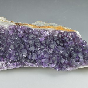 Quartz var.Amethyst